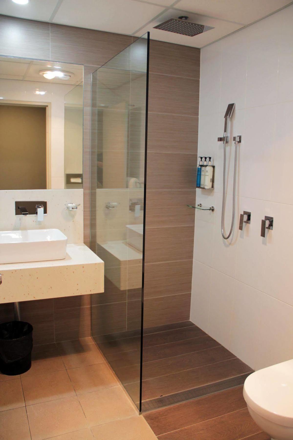 Mercure 4*